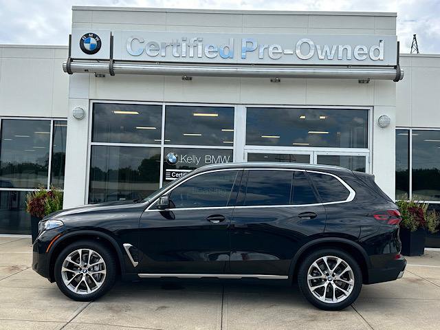 Used 2024 BMW X5 xDrive40i w/ Premium Package AWD/4WD image 6