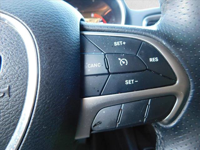 Used 2019 Dodge Durango SXT w/ 3rd Row Seating Group RWD image 13