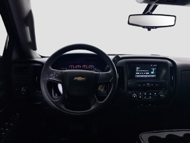 Used 2018 Chevrolet Silverado 1500 Custom w/ Custom Value Package RWD image 15