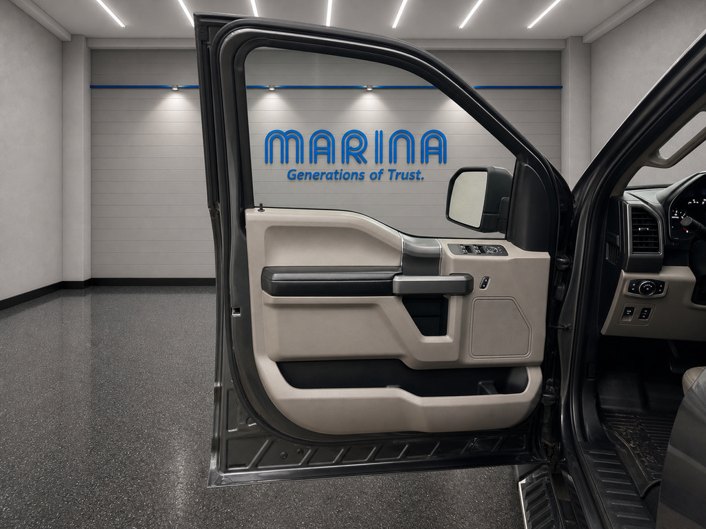 Used 2019 Ford F150 XLT w/ Equipment Group 302A Luxury AWD/4WD image 21