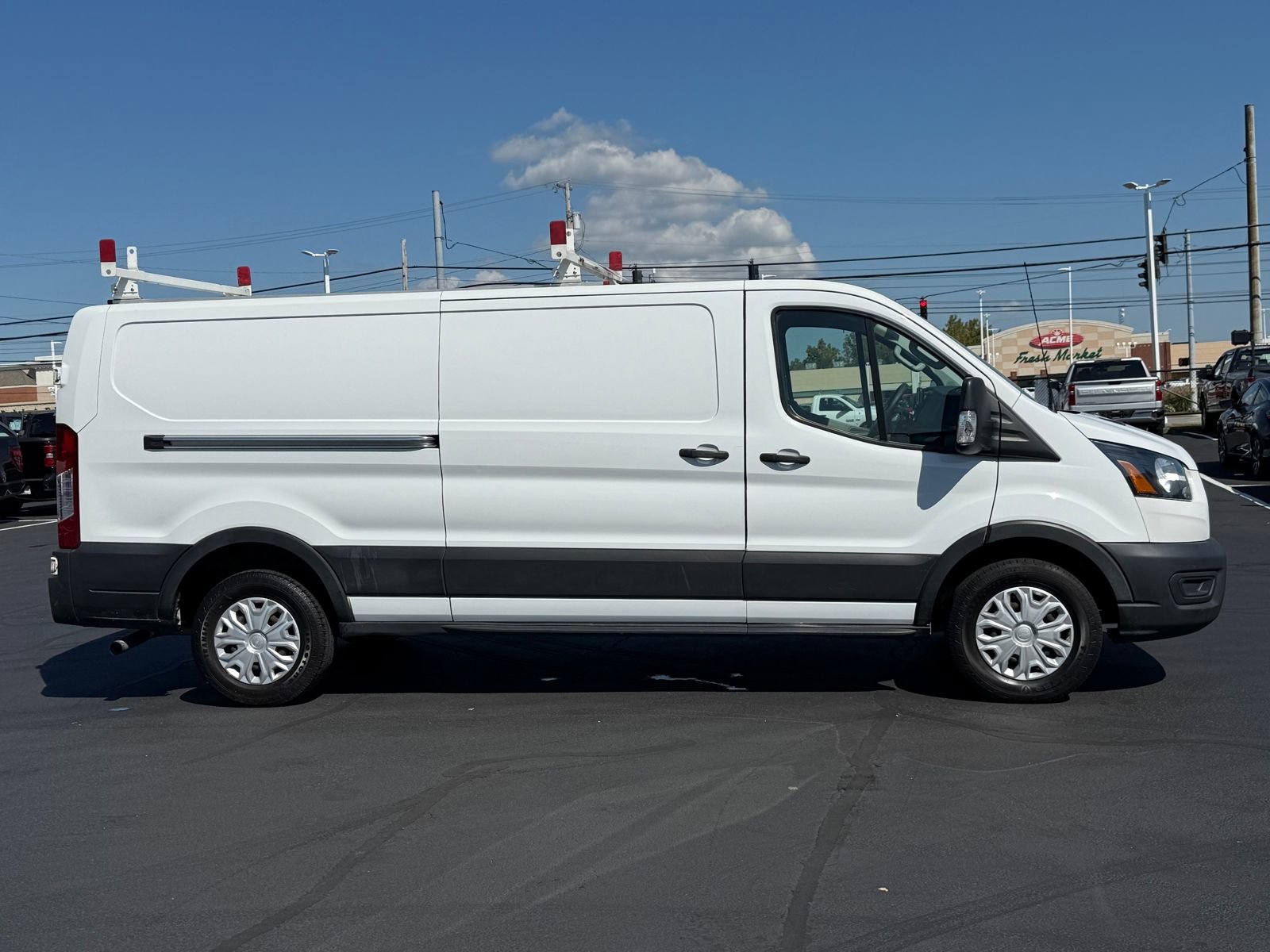 Used 2021 Ford Transit 250 Low Roof image 2