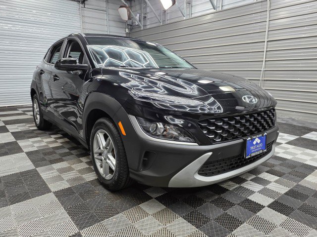 Used 2023 Hyundai Kona SE FWD image 5