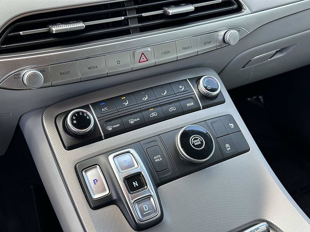 Used 2021 Hyundai Palisade SE FWD image 14