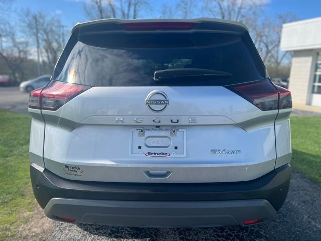 Used 2023 Nissan Rogue SV AWD/4WD image 7