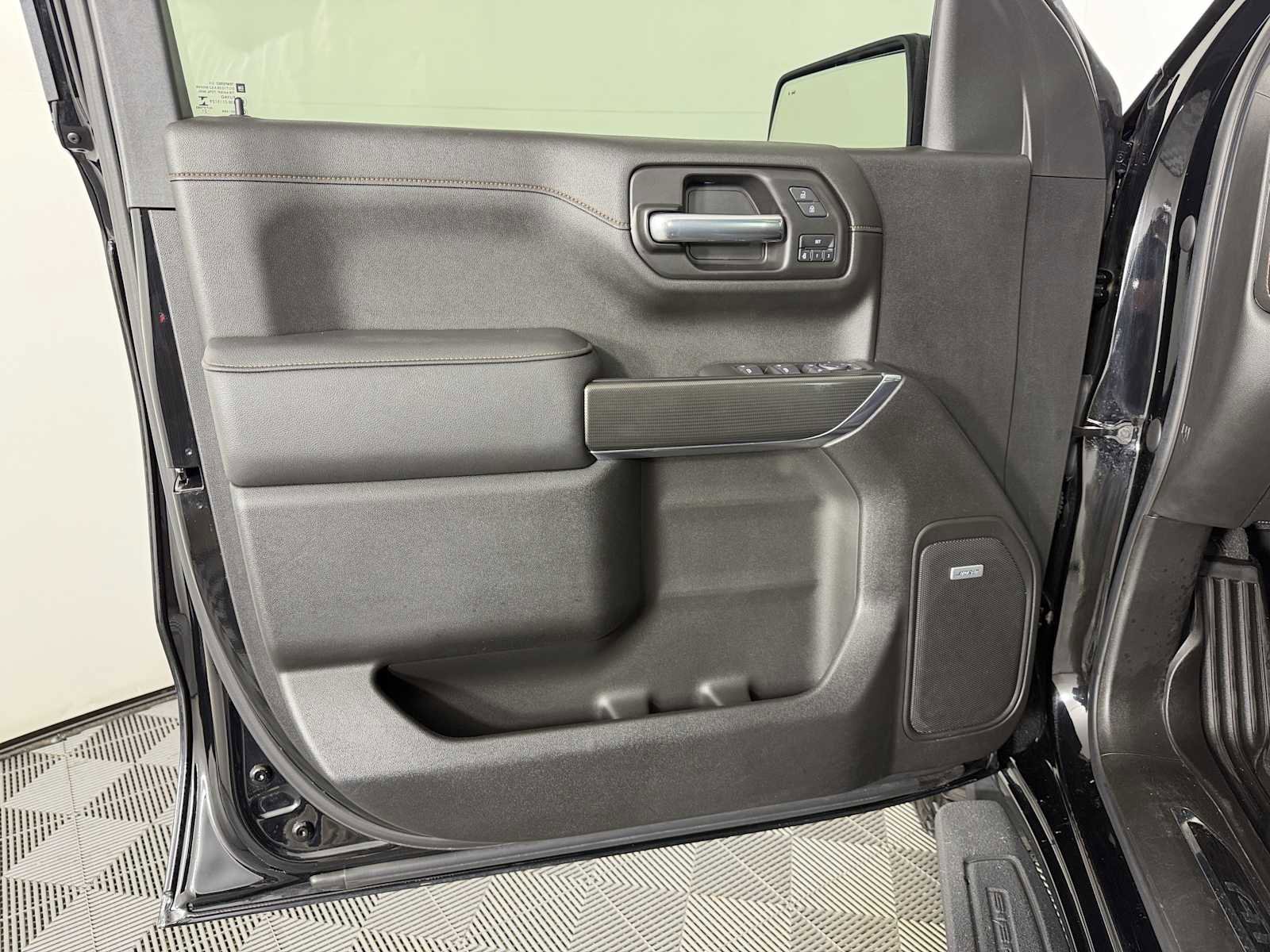 Used 2021 GMC Sierra 1500 AT4 w/ AT4 Premium Package AWD/4WD image 13