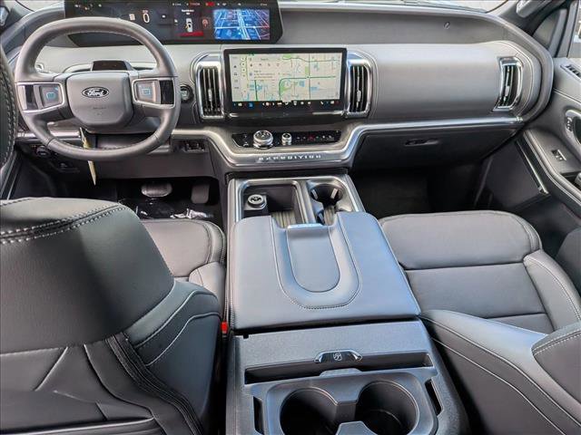 New 2026 Ford Expedition Platinum image 13