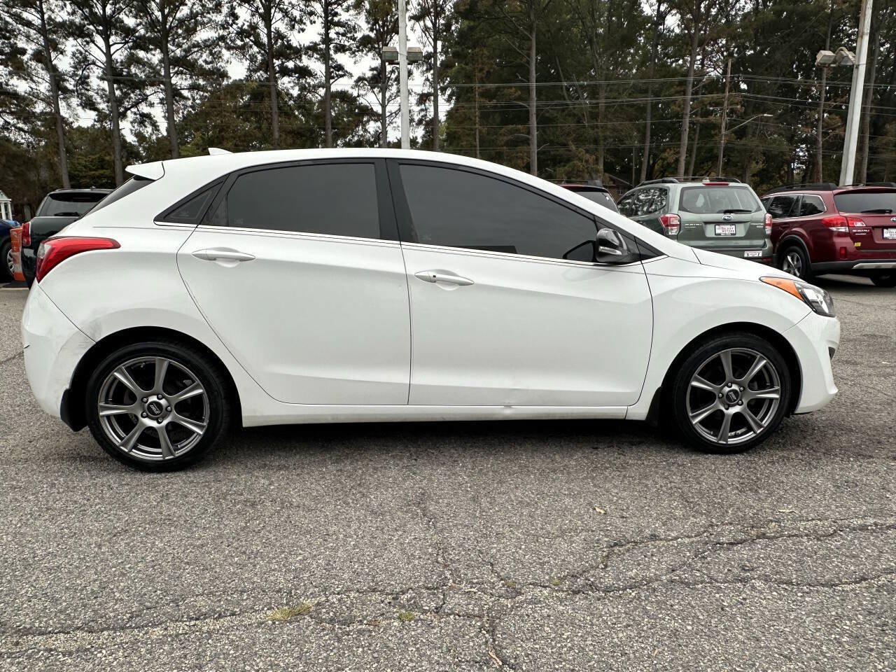 Used 2016 Hyundai Elantra GT w/ Option Group 02 FWD image 7