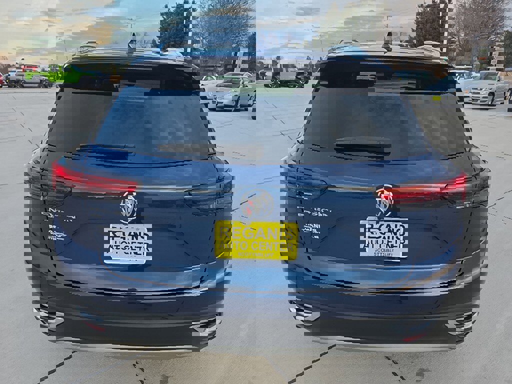 Used 2023 Buick Envision Preferred image 6