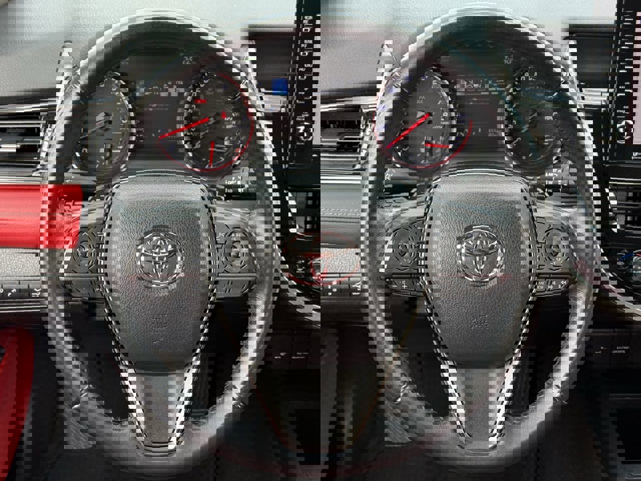 Used 2022 Toyota Camry XSE FWD image 12