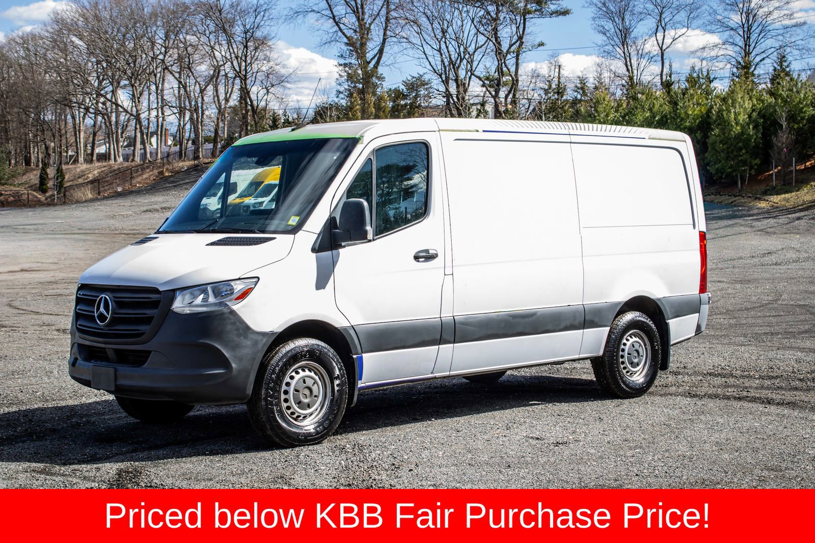 Used 2019 Mercedes-Benz Sprinter 144 w/ Driver Convenience Package image 3