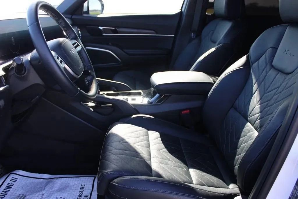 Used 2025 Kia Telluride SX X-Line image 9