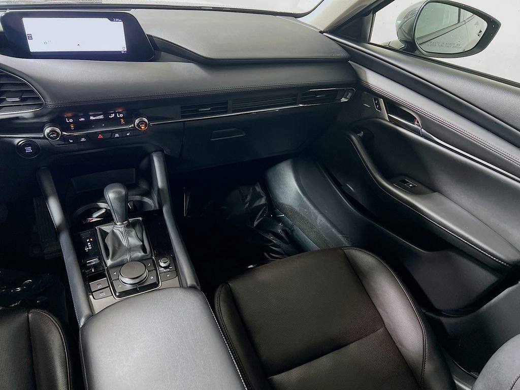 Used 2022 MAZDA MAZDA3 s image 21