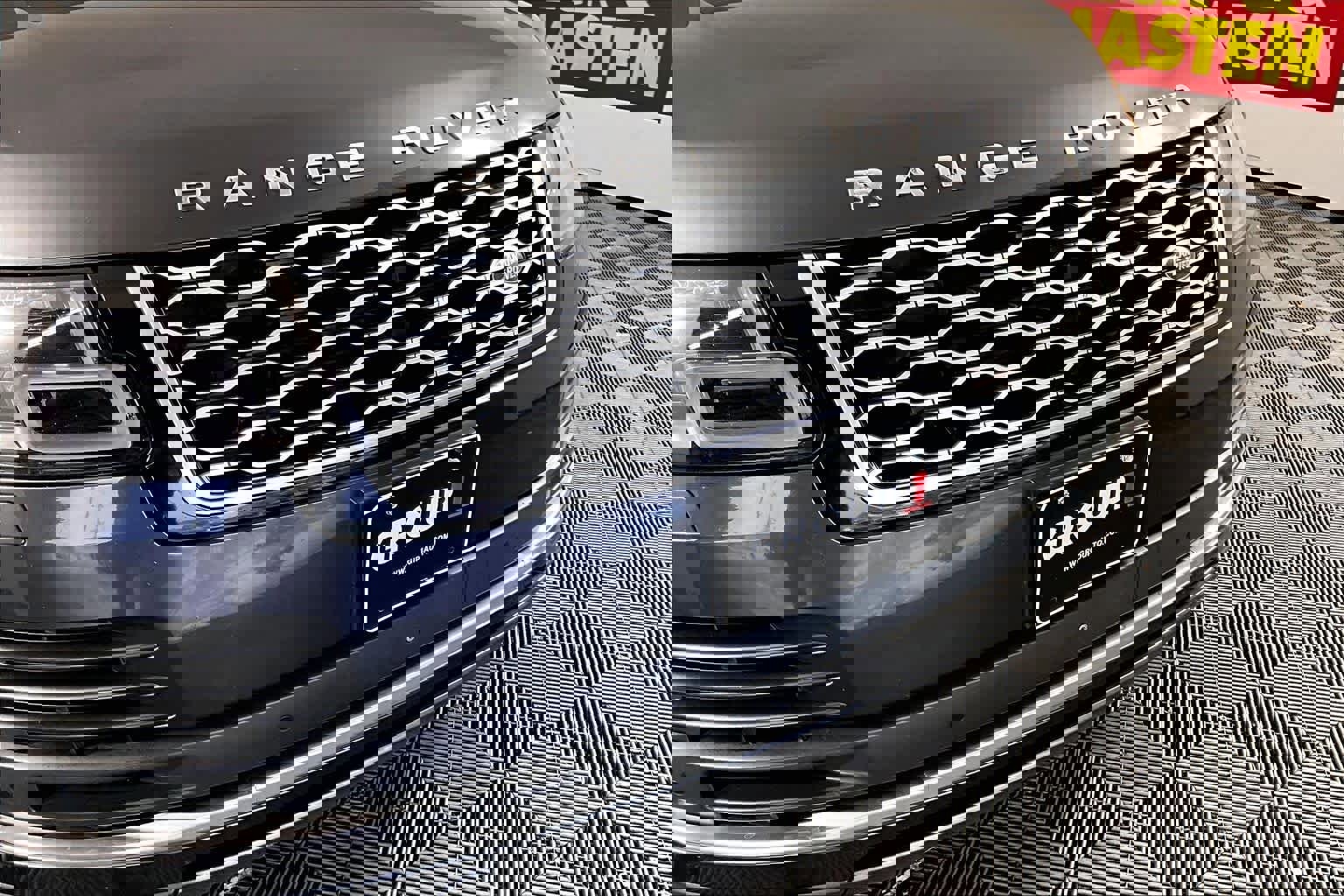 Used 2018 Land Rover Range Rover Supercharged image 28