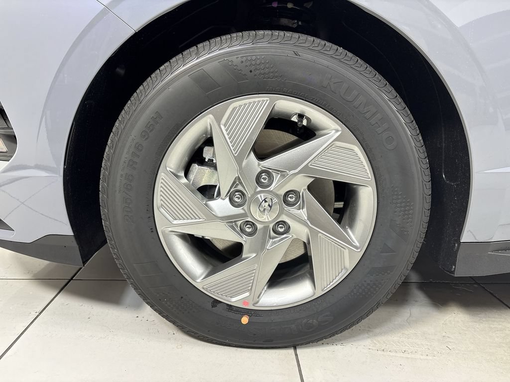 New 2026 Hyundai Sonata SE FWD image 18