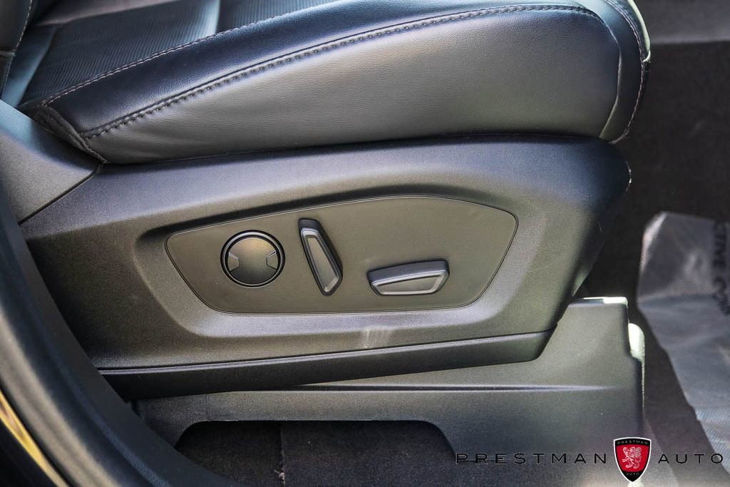 Used 2024 Ford Explorer Platinum w/ Technology Package image 34