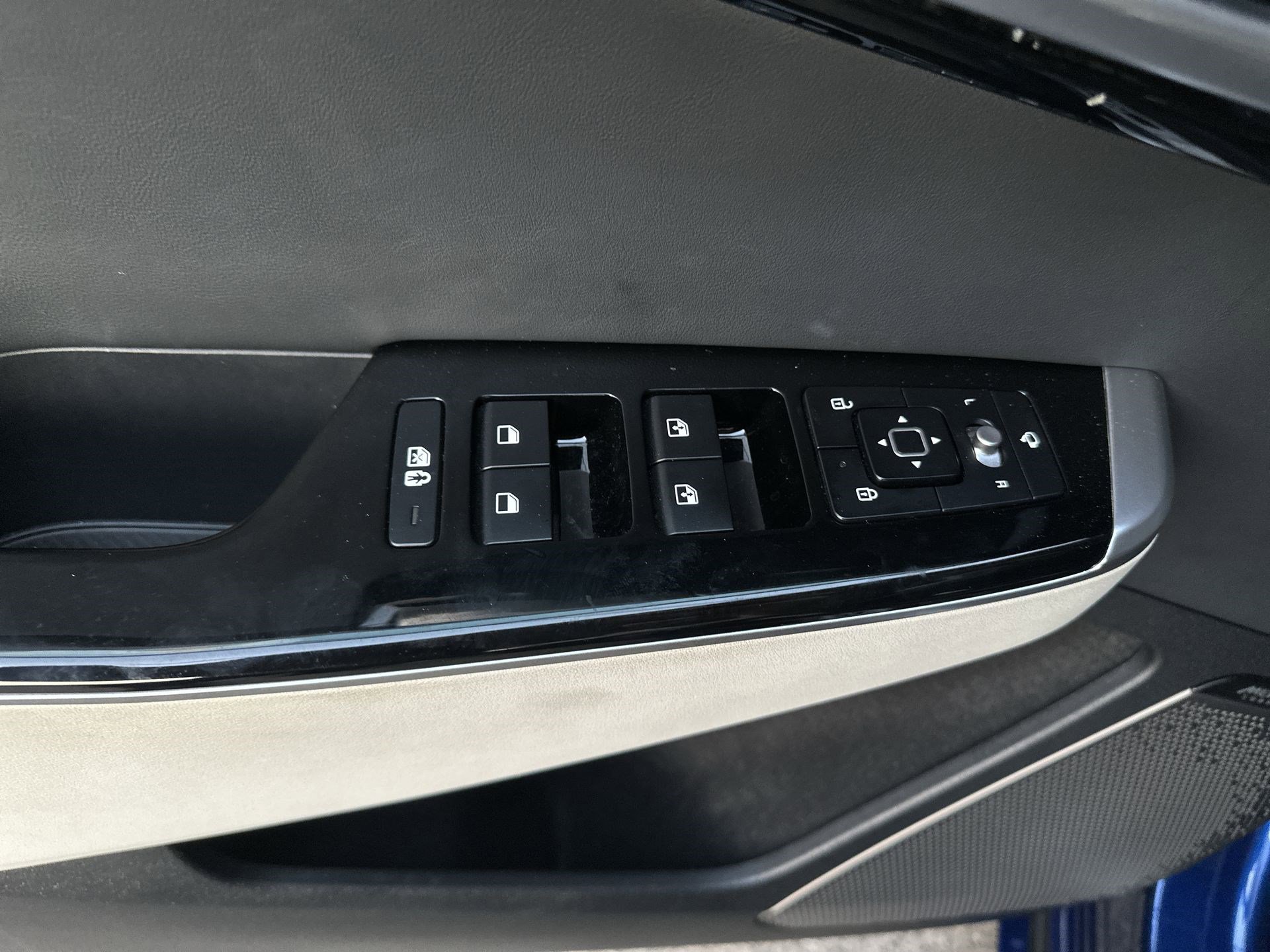 Certified 2022 Kia EV6 GT-Line w/ GT-Line Suede Seat Package image 15