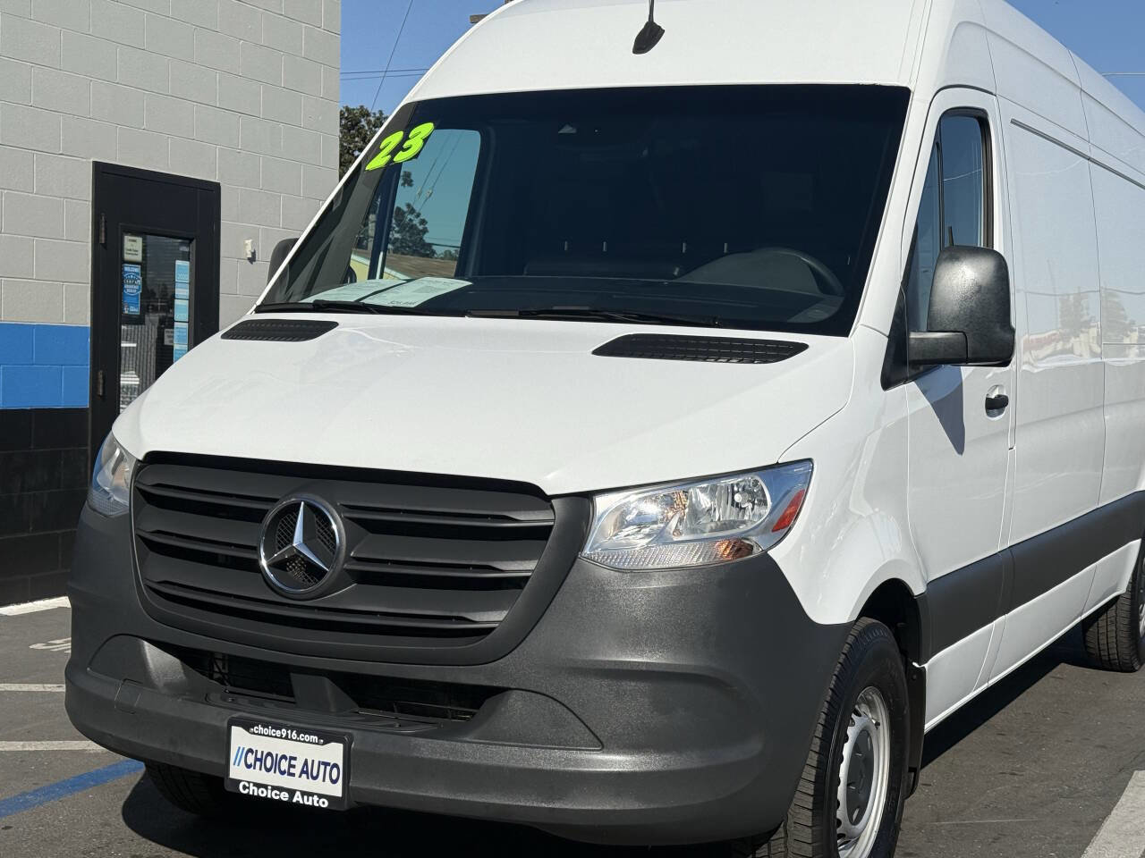 Used 2023 Mercedes-Benz Sprinter 2500 image 19