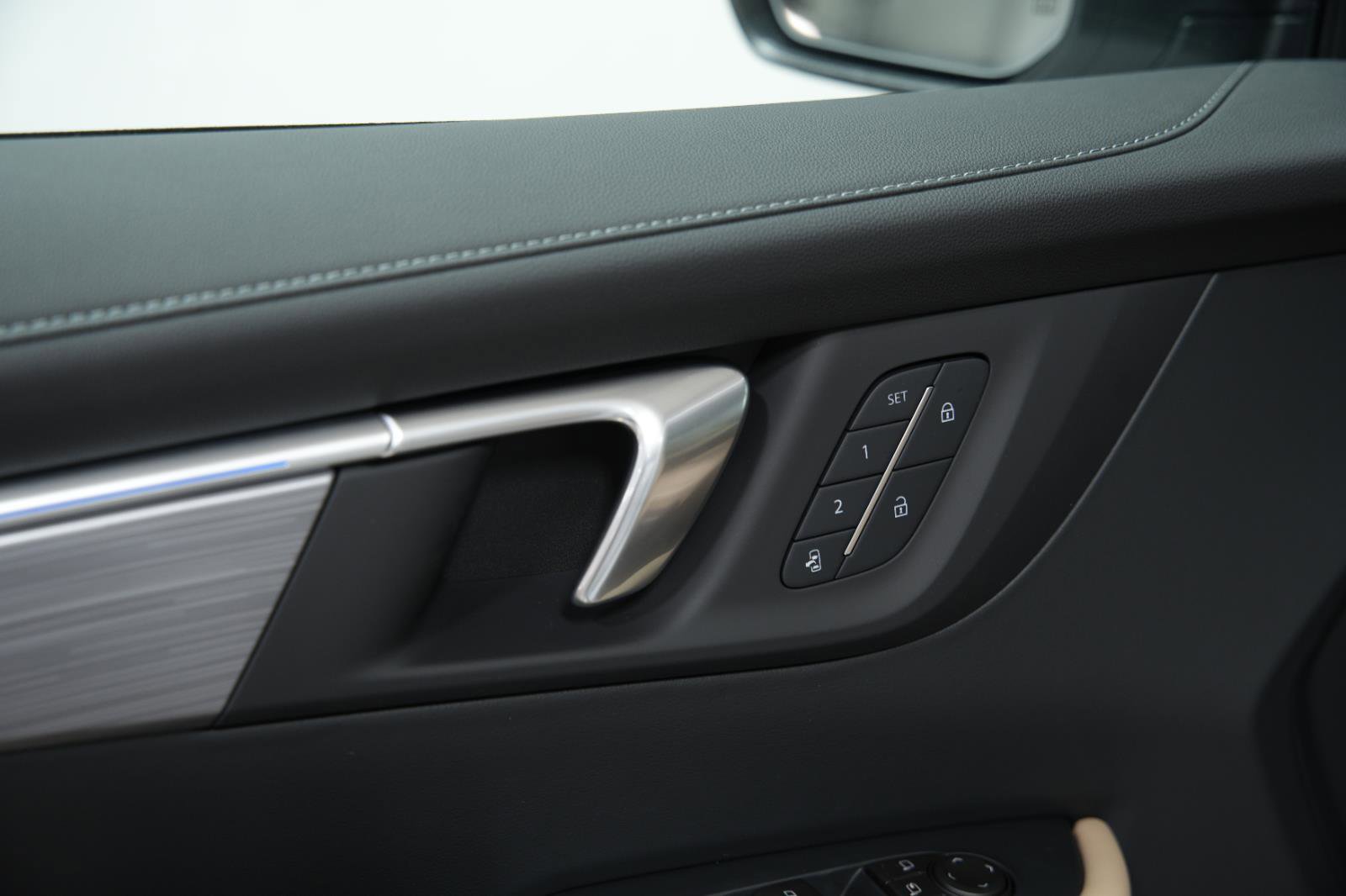 New 2026 Buick Enclave Preferred w/ Power Package image 25