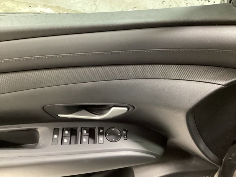 New 2026 Hyundai Tucson SE image 19