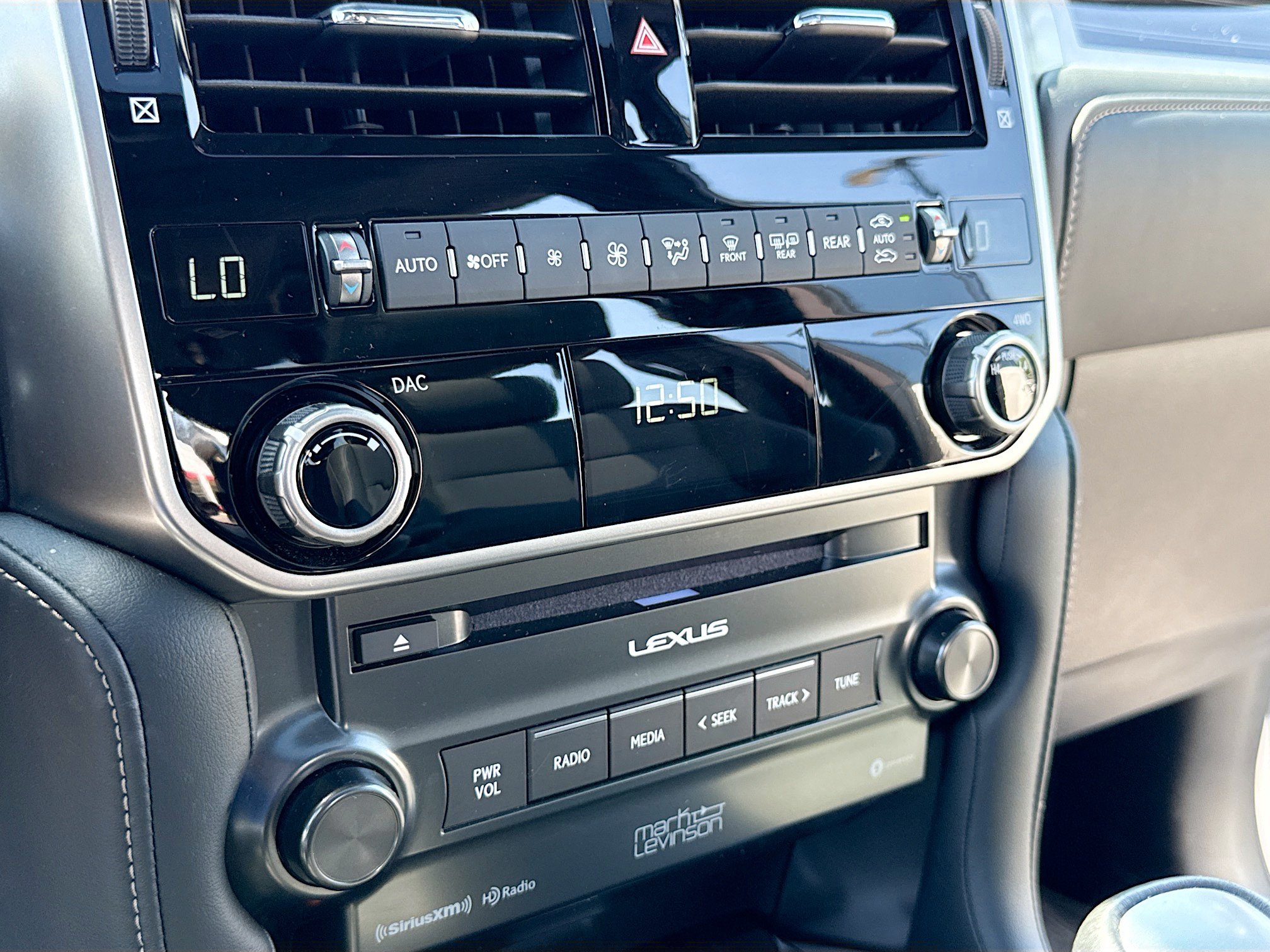 Certified 2023 Lexus GX 460 Premium AWD/4WD image 11