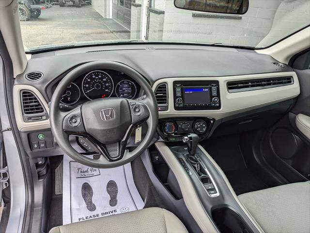 Used 2022 Honda HR-V LX image 14