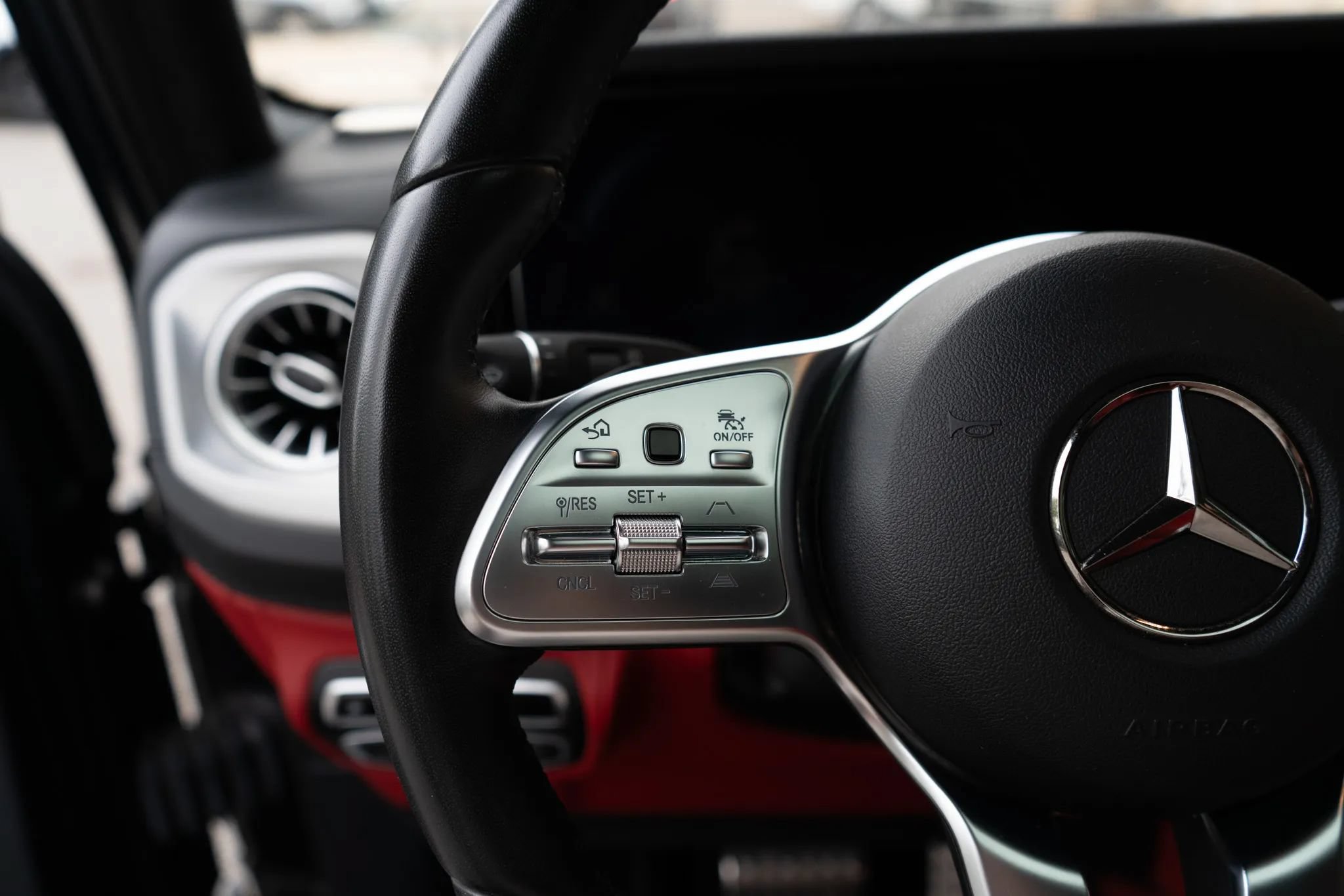 Used 2021 Mercedes-Benz G 550 image 17
