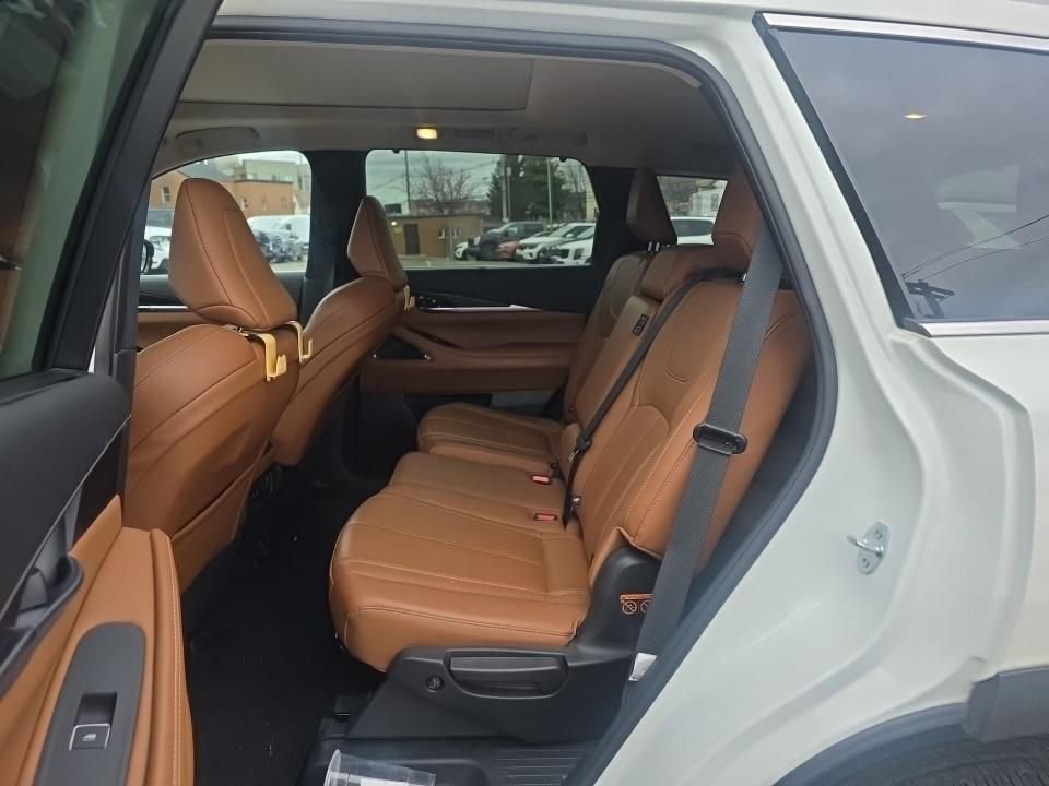 Certified 2023 INFINITI QX60 Sensory w/ Cargo Package image 6