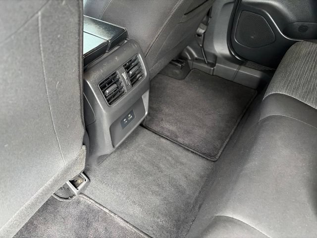 Used 2023 Nissan Rogue SV FWD image 28