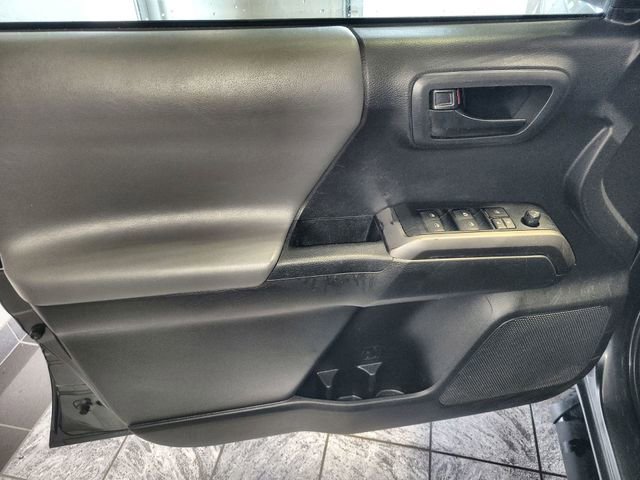 Used 2022 Toyota Tacoma SR5 image 13