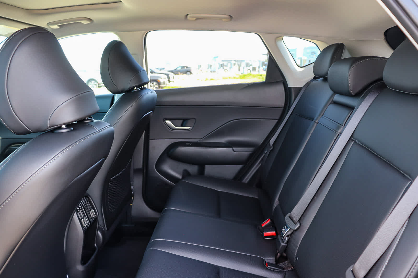 New 2026 Hyundai Kona Limited FWD image 22