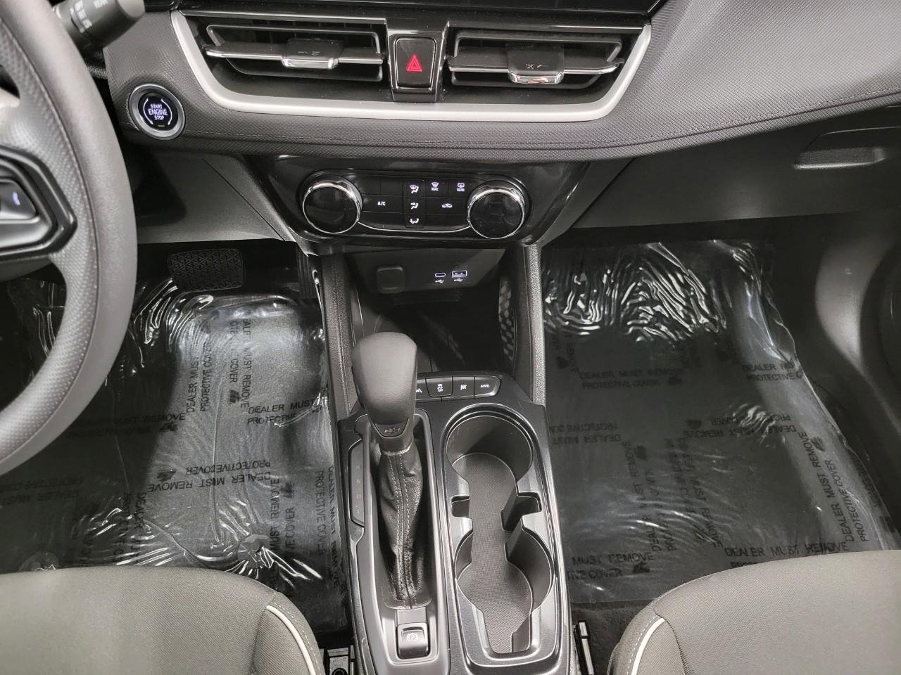 Used 2025 Chevrolet TrailBlazer LT image 16