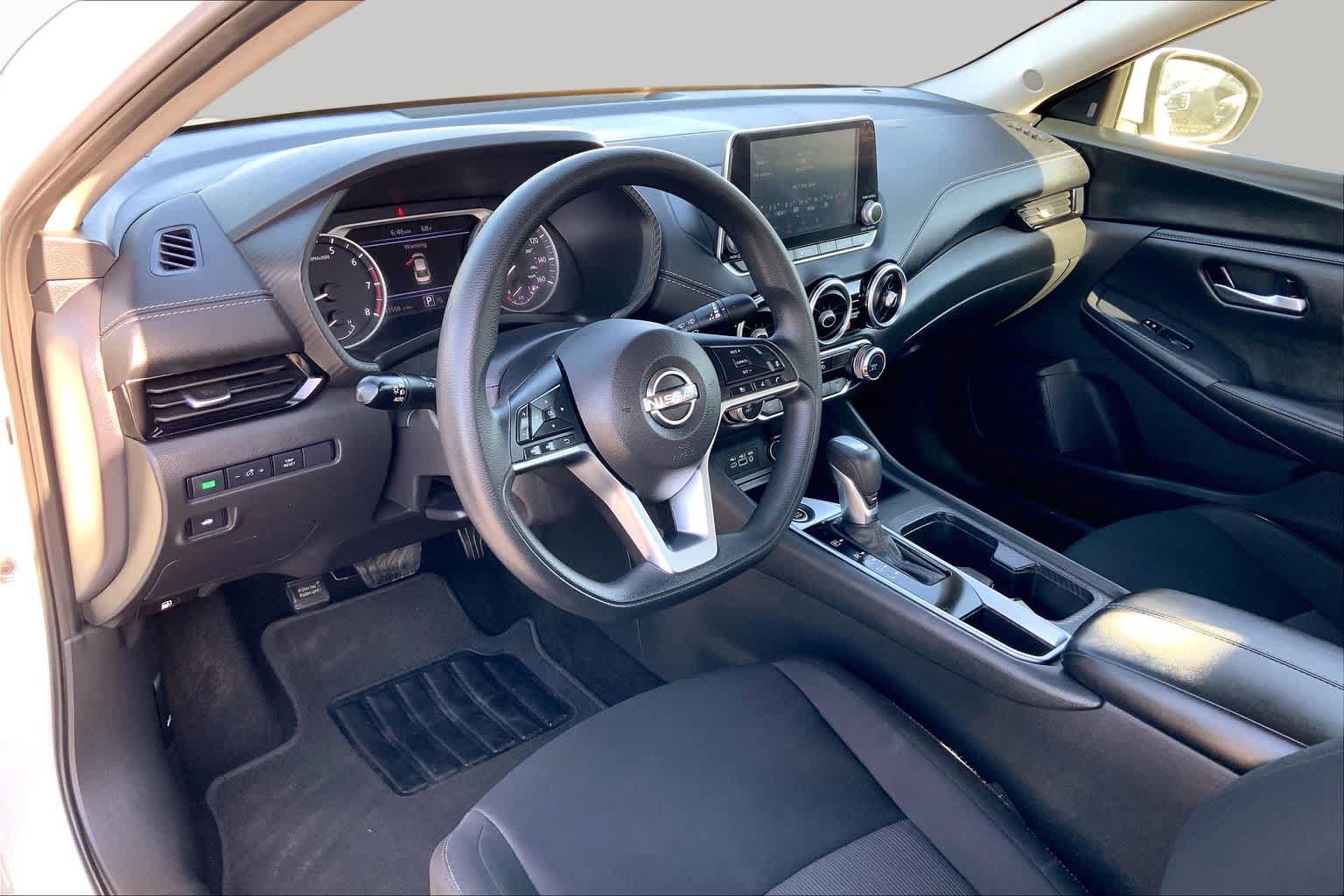 Used 2024 Nissan Sentra SV FWD image 16