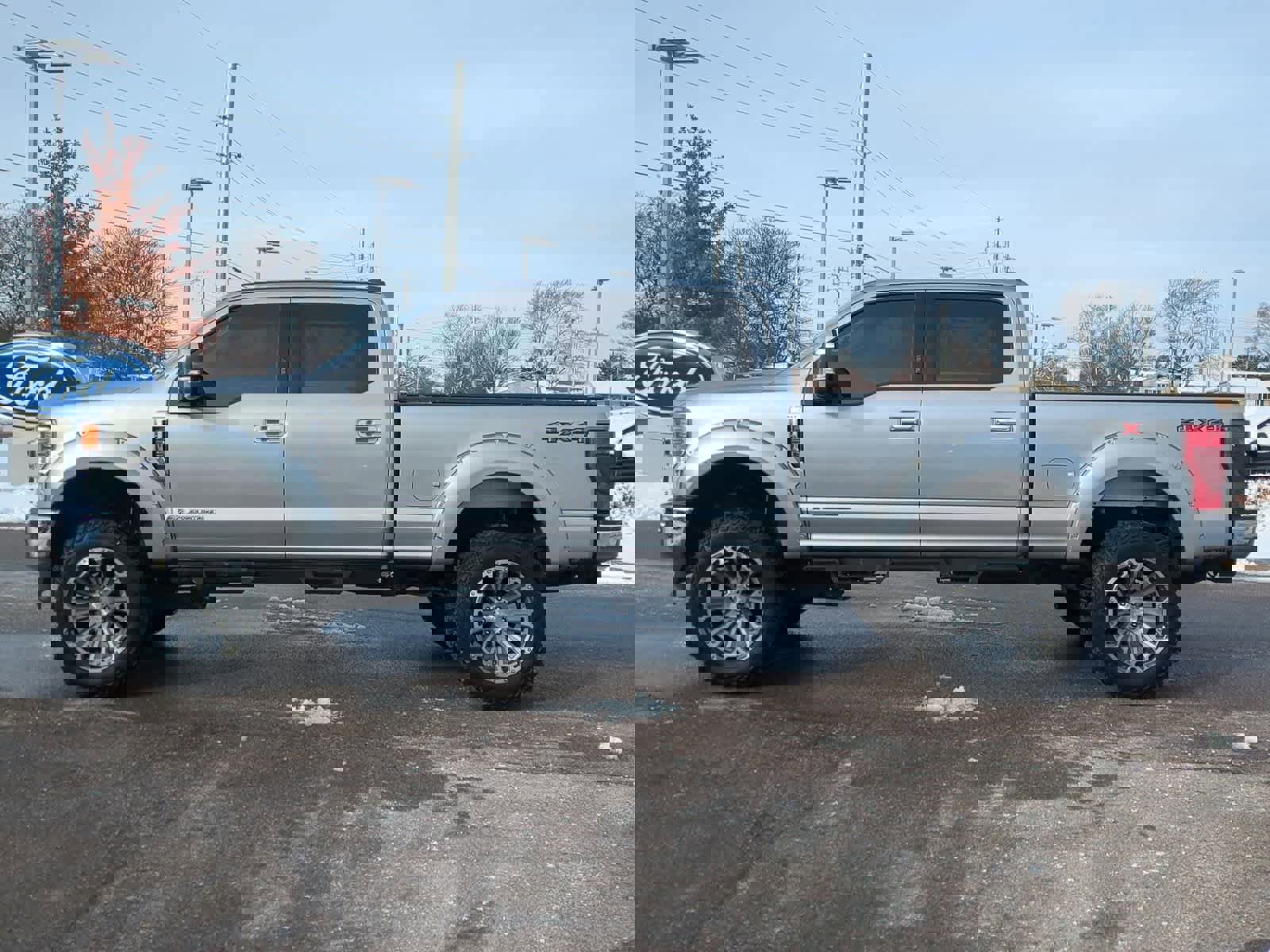 Used 2020 Ford F250 XLT w/ XLT Premium Package image 5