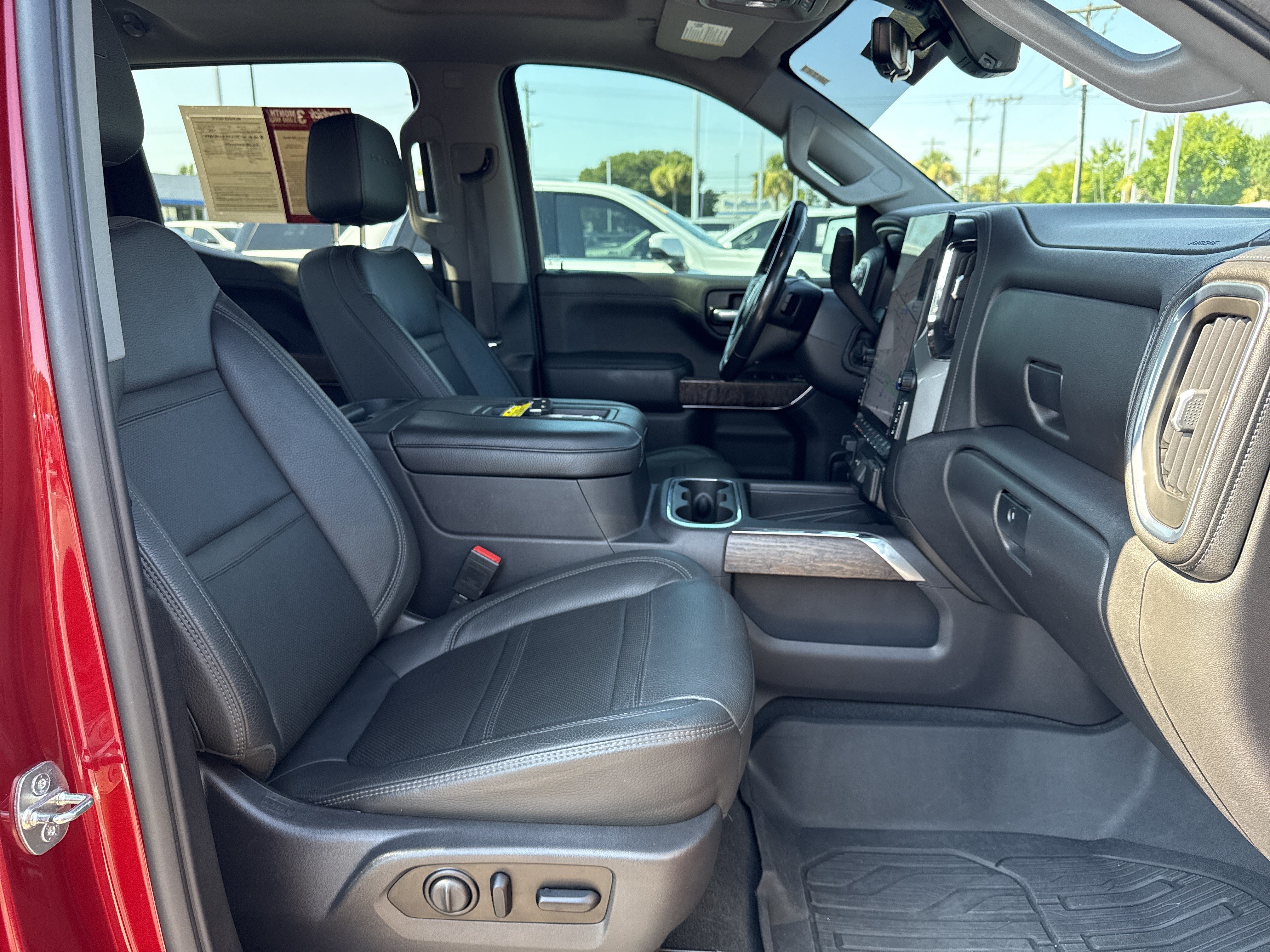 Used 2021 GMC Sierra 1500 Denali w/ Denali Ultimate Package AWD/4WD image 33