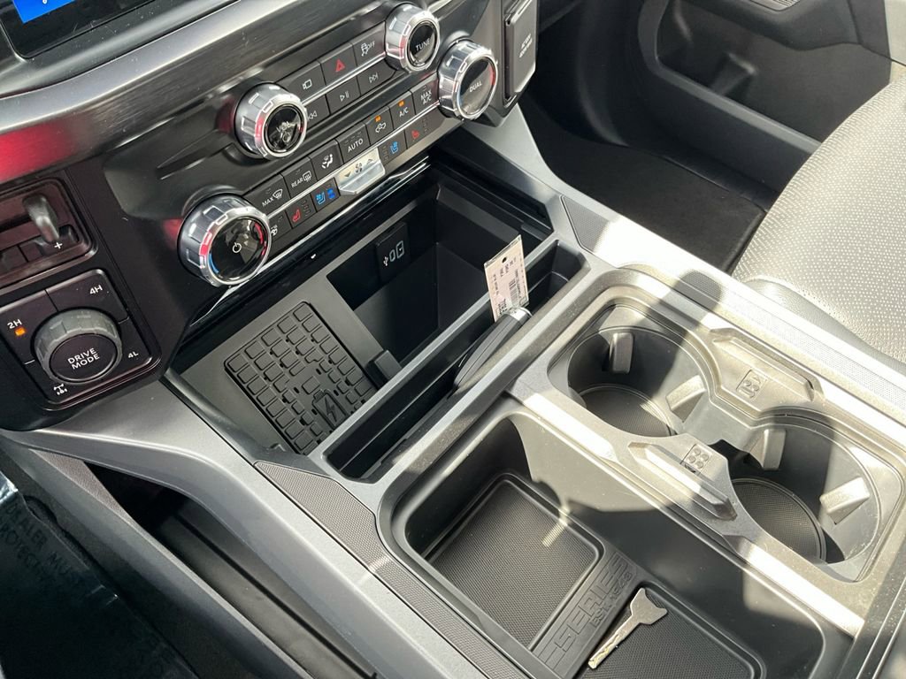 New 2026 Ford F350 Lariat image 18