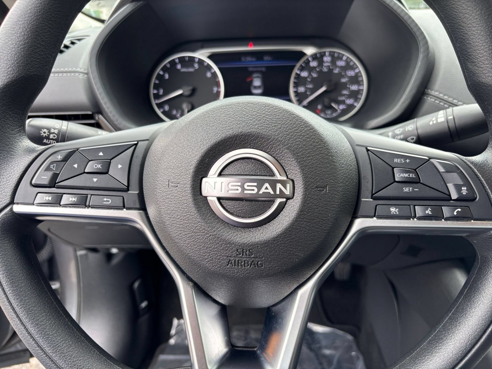 Used 2025 Nissan Sentra SV FWD image 22