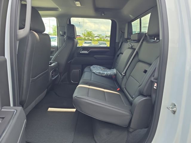 New 2025 GMC Sierra 2500 Denali w/ Denali Reserve Package image 16