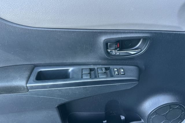 Used 2014 Toyota Yaris LE image 12