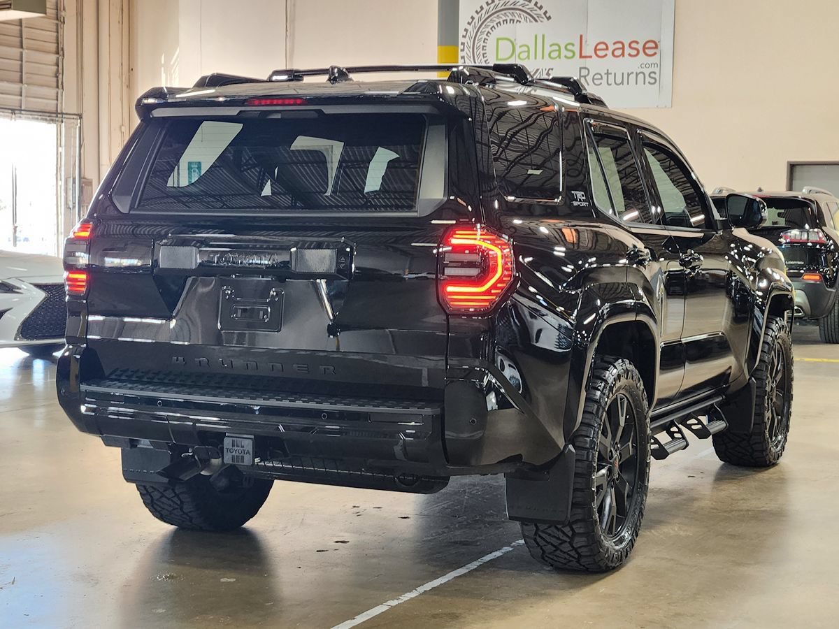 Used 2025 Toyota 4Runner TRD Sport Premium AWD/4WD image 8
