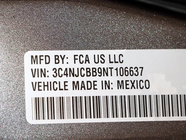 Used 2022 Jeep Compass Latitude w/ Convenience Group image 30