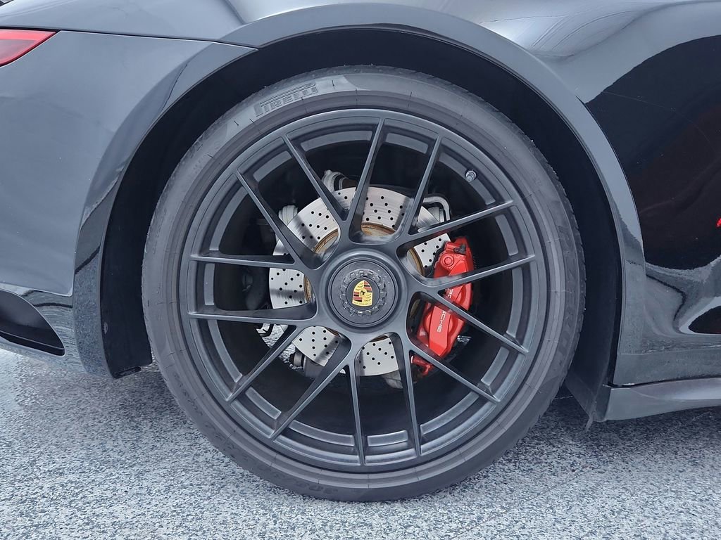 Used 2018 Porsche 911 Carrera 4 GTS image 40