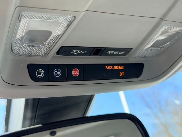 Used 2016 Chevrolet Malibu LT FWD image 17