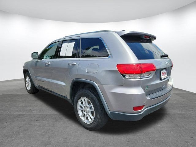 Used 2018 Jeep Grand Cherokee Laredo RWD image 24