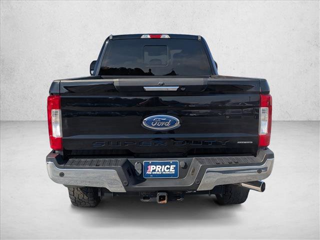 Used 2017 Ford F250 Lariat w/ Chrome Package image 6