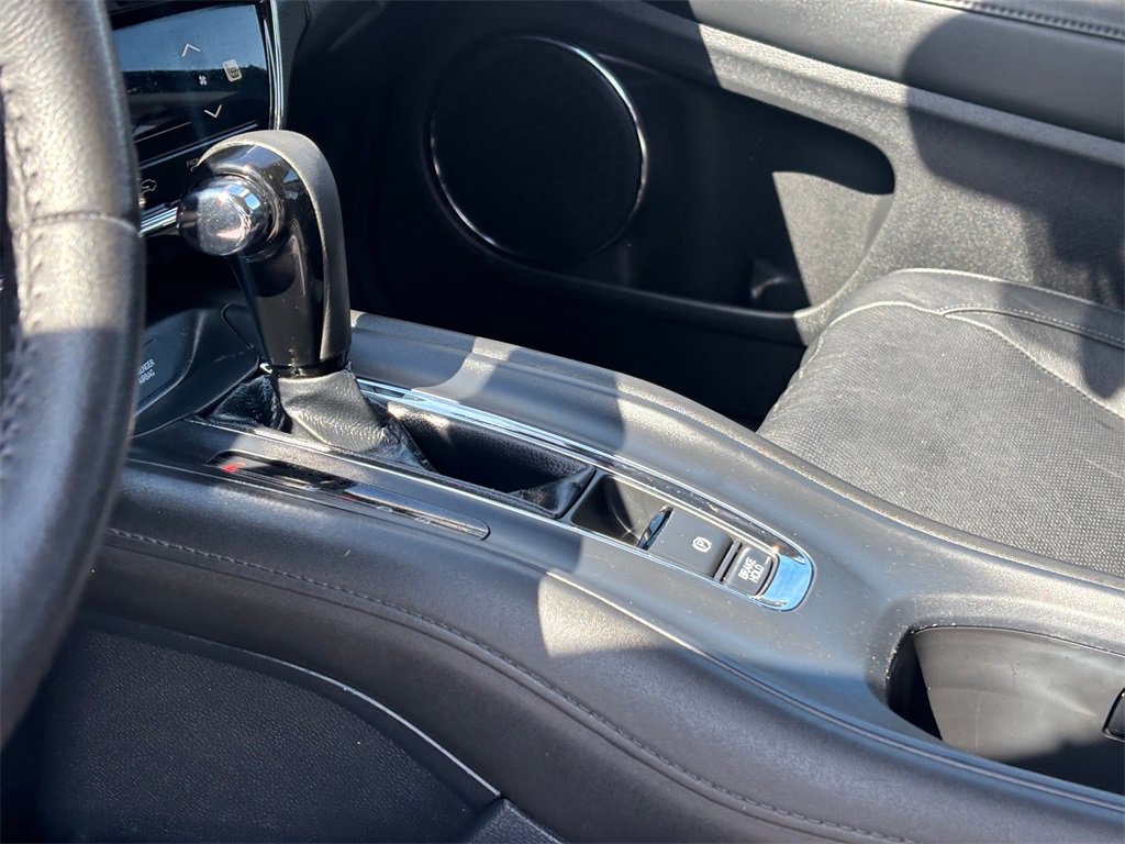 Used 2022 Honda HR-V EX-L image 11