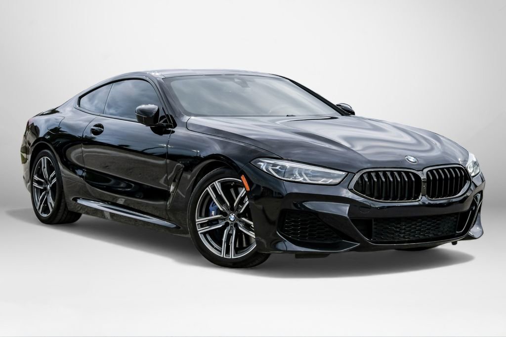 Used 2022 BMW M850i xDrive Coupe w/ Driving Assistance Package image 4