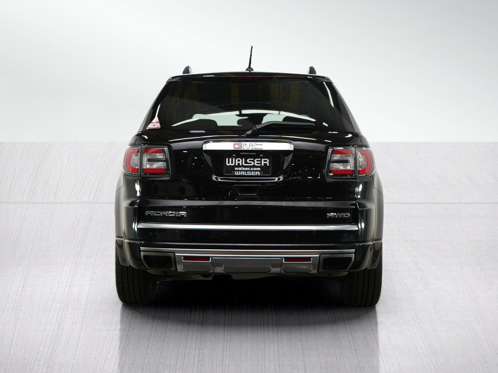 Used 2016 GMC Acadia Denali AWD/4WD image 4
