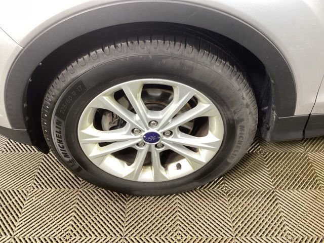 Used 2017 Ford Escape SE image 8