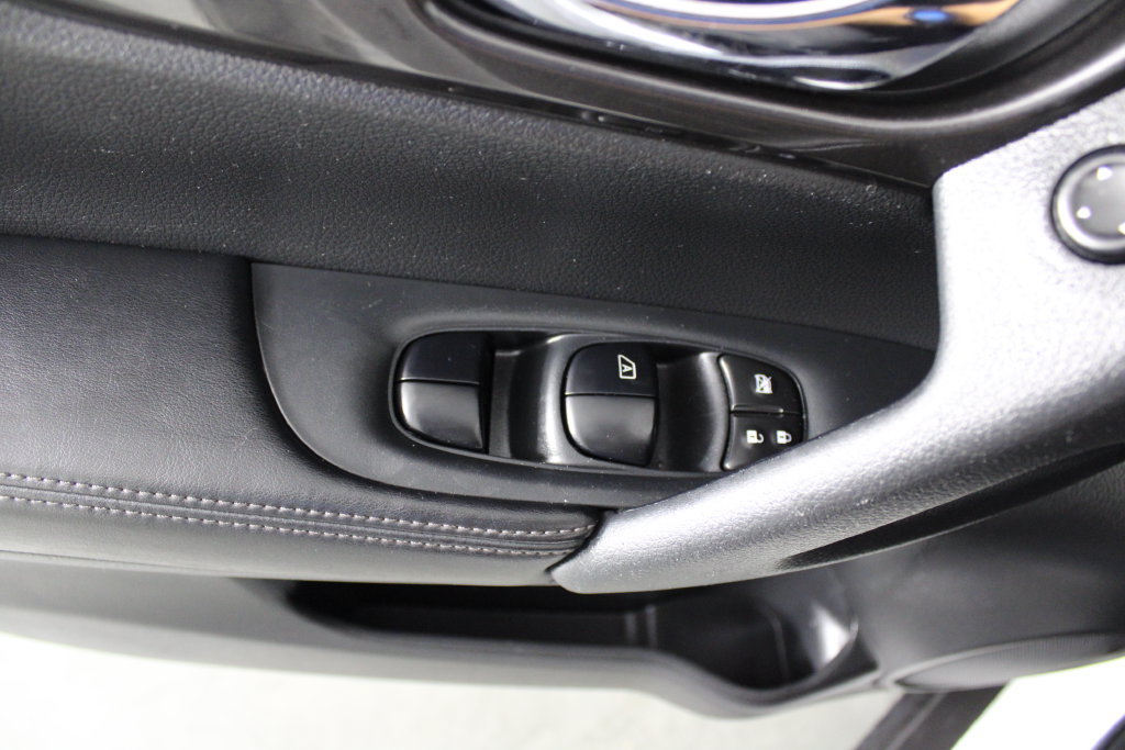 Certified 2020 Nissan Rogue SV w/ Premium Package AWD/4WD image 23