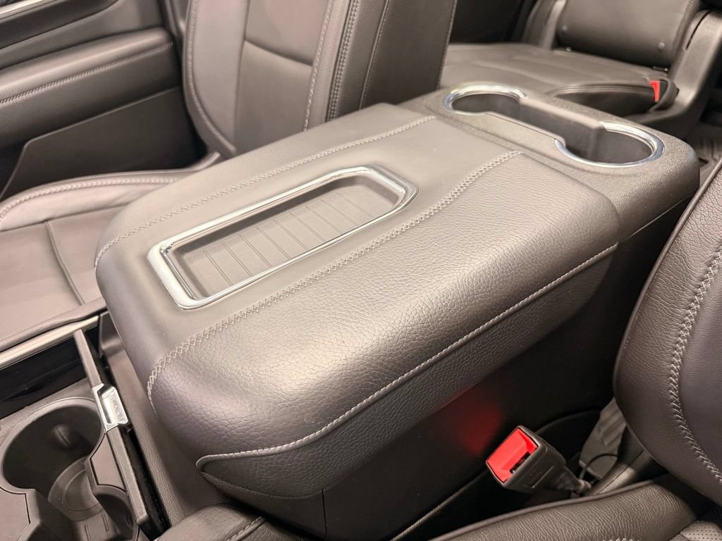 Used 2023 GMC Yukon Denali AWD/4WD image 39
